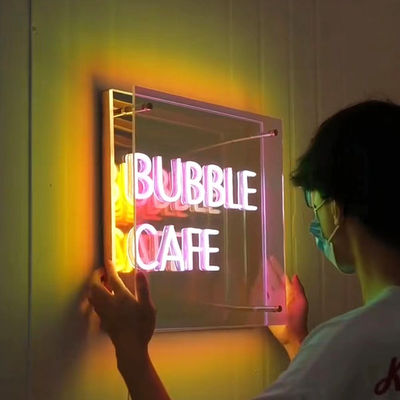 Προσαρμόσιμα χρώματα 3D LED Ατελείωτο φαινόμενο καθρέφτη Φως νεόνιο σήμα με υλικό γυαλιού