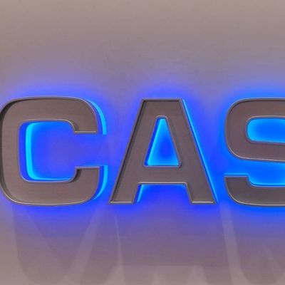 Υψηλής φωτεινότητας LED Light Up Logo Ακρυλική πινακίδα για το σταθμό λεωφορείων Εξωτερική επιφάνεια