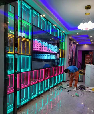 LED Strips Πηγή φωτός Πολυεπίπεδο καθρέφτης Ολογραφικός ανεμιστήρας με τάση εισόδου 12V